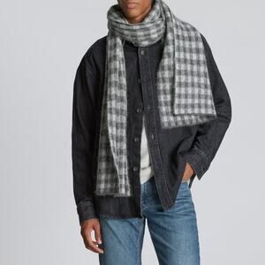 NWT Everlane The Alpaca Patterned Scarf in Gray Check Christmas Gift